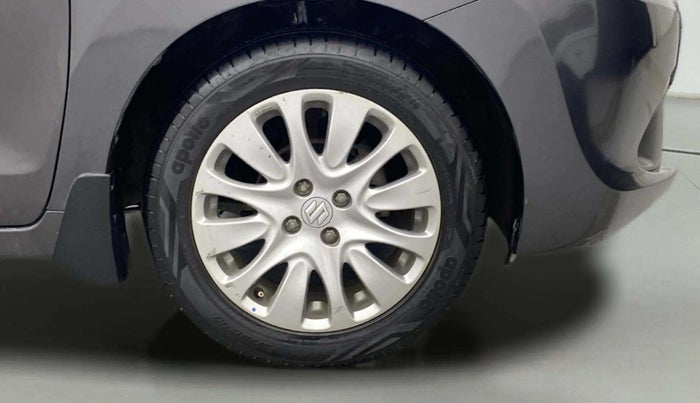 2017 Maruti Baleno ZETA CVT PETROL 1.2, Petrol, Automatic, 30,195 km, Right Front Wheel