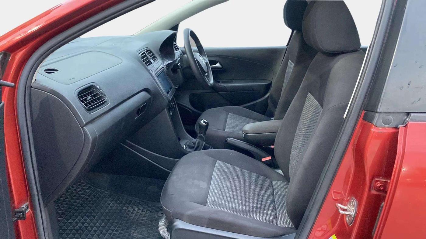 2020 Volkswagen Polo TRENDLINE 1.0L, Petrol, Manual, 41,541 km, Right Side Front Door Cabin
