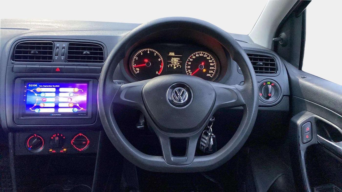 2020 Volkswagen Polo TRENDLINE 1.0L, Petrol, Manual, 41,541 km, Steering Wheel Close Up