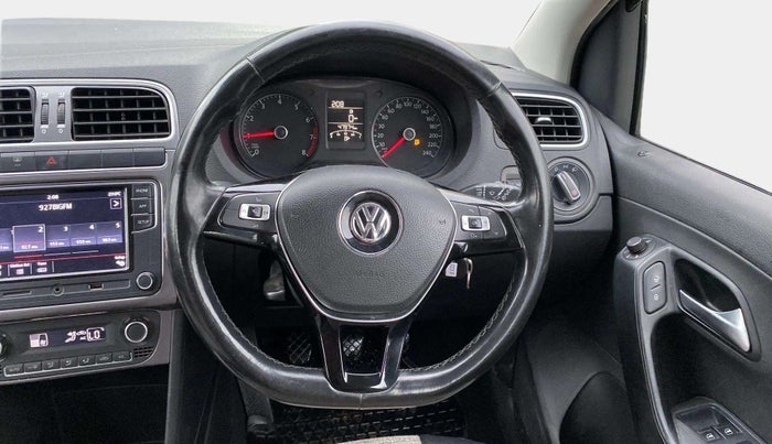 2018 Volkswagen Polo HIGHLINE PLUS 1.0 16 ALLOY, Petrol, Manual, 47,967 km, Steering Wheel Close Up
