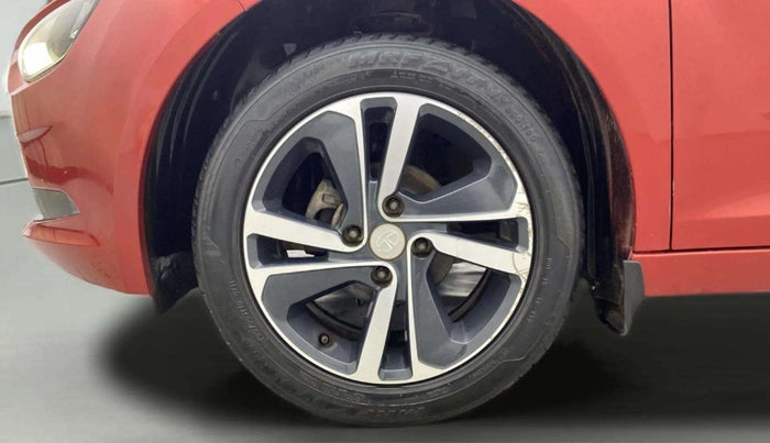 2020 Tata ALTROZ XZ PETROL, Petrol, Manual, 35,037 km, Left Front Wheel