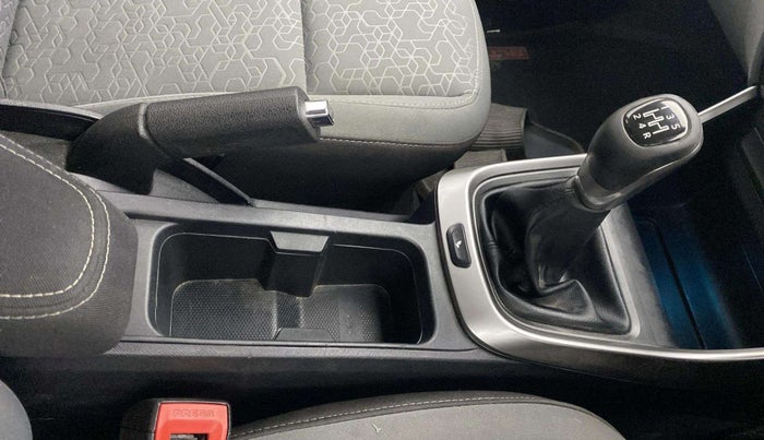 2020 Tata ALTROZ XZ PETROL, Petrol, Manual, 35,037 km, Gear Lever