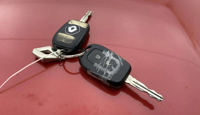 2019 Renault Duster RXS CVT, Petrol, Automatic, 44,798 km, Key Close Up