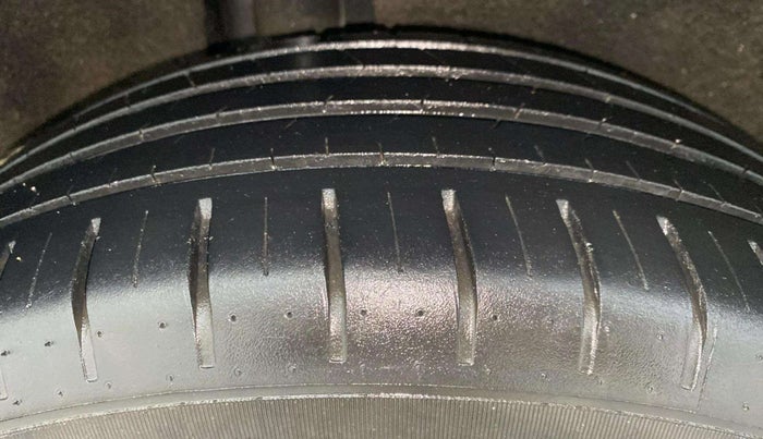 2020 Maruti Baleno ALPHA CVT PETROL 1.2, Petrol, Automatic, 32,444 km, Right Rear Tyre Tread