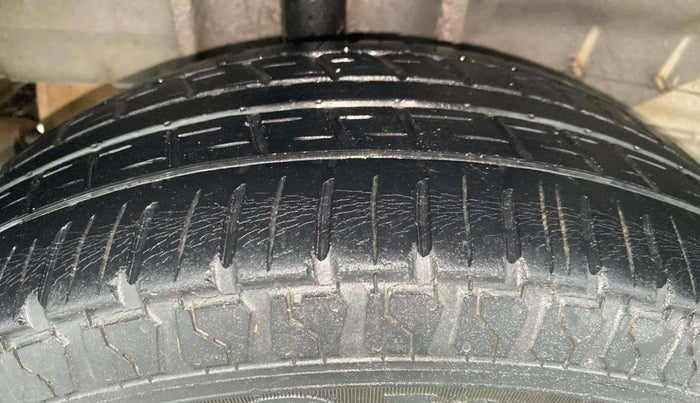 2018 Tata Tiago XT PETROL, Petrol, Manual, 35,609 km, Right Rear Tyre Tread