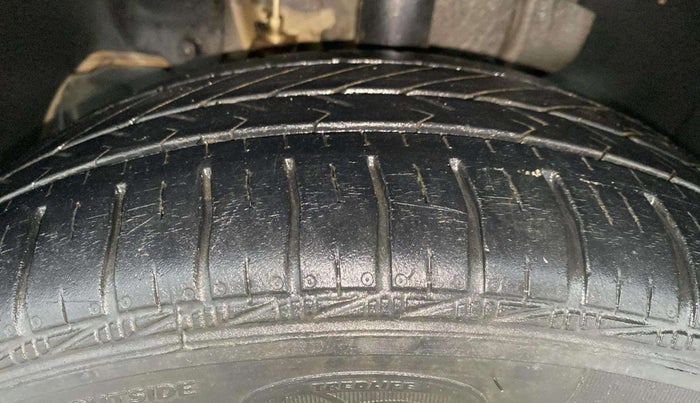 2018 Tata Tiago XT PETROL, Petrol, Manual, 35,609 km, Left Front Tyre Tread