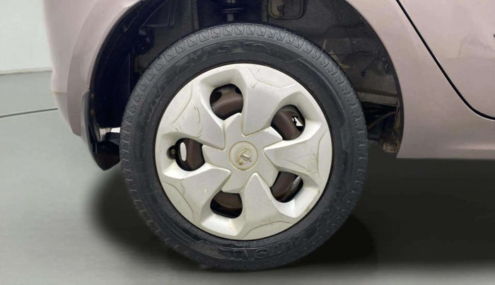 2018 Tata Tiago XT PETROL, Petrol, Manual, 35,609 km, Right Rear Wheel