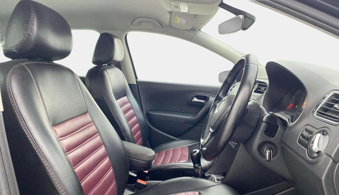 2021 Volkswagen Polo HIGHLINE PLUS 1.0, Petrol, Manual, 46,367 km, Right Side Front Door Cabin