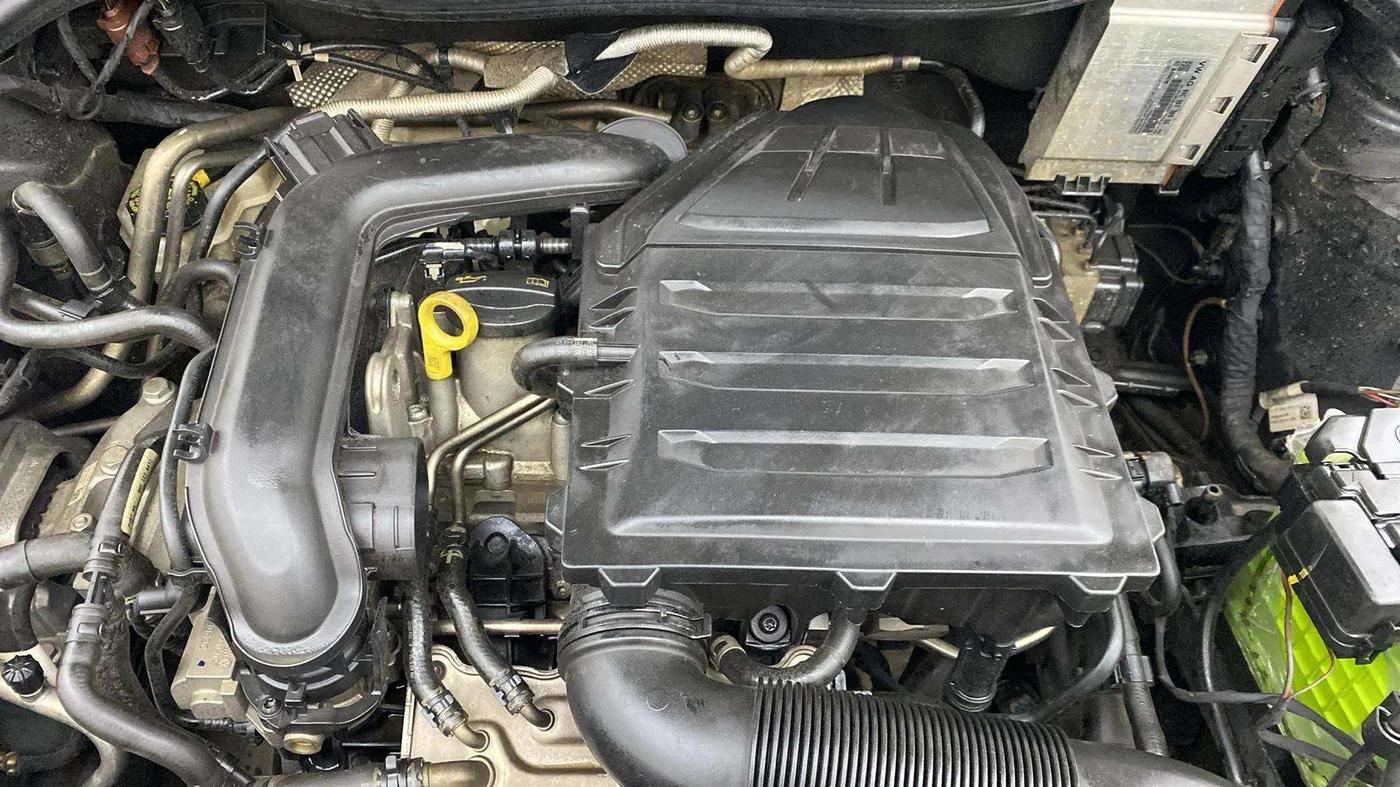 2021 Volkswagen Polo HIGHLINE PLUS 1.0, Petrol, Manual, 46,367 km, Engine View