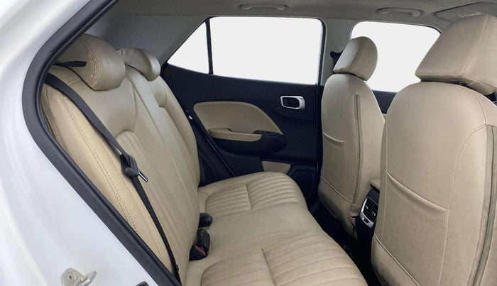2019 Hyundai VENUE SX PLUS 1.0 TURBO DCT, Petrol, Automatic, 58,481 km, Right Side Rear Door Cabin