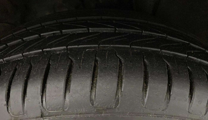 2019 Hyundai VENUE SX PLUS 1.0 TURBO DCT, Petrol, Automatic, 58,481 km, Right Front Tyre Tread