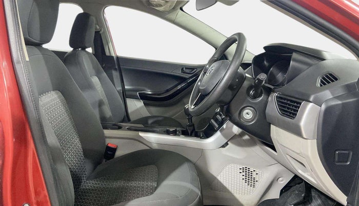 2018 Tata NEXON XT PETROL, Petrol, Manual, 33,424 km, Right Side Front Door Cabin