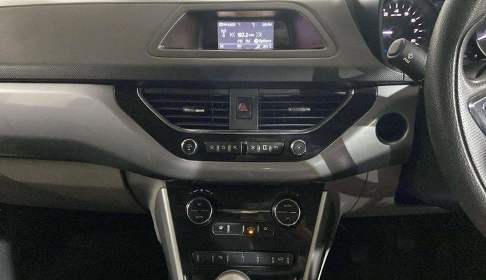 2018 Tata NEXON XT PETROL, Petrol, Manual, 33,424 km, Air Conditioner