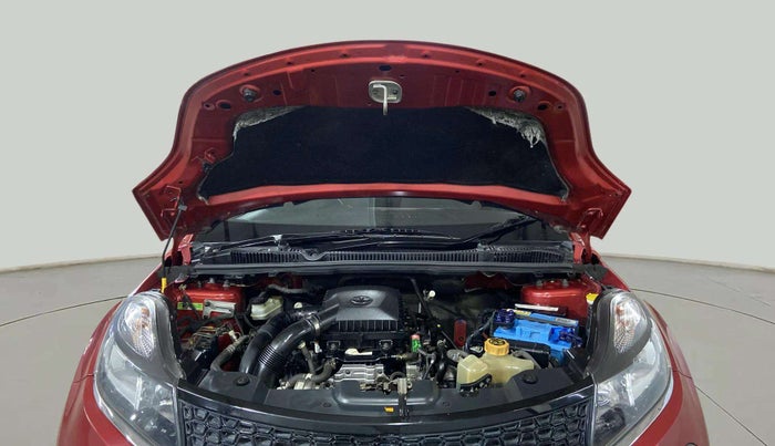2018 Tata NEXON XT PETROL, Petrol, Manual, 33,424 km, Open Bonet