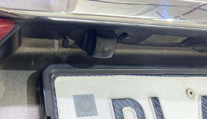 2019 Maruti Ciaz ALPHA  AT 1.5 SHVS PETROL, Petrol, Automatic, 65,834 km, Parking Camera