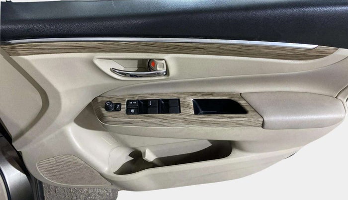 2019 Maruti Ciaz ALPHA  AT 1.5 SHVS PETROL, Petrol, Automatic, 65,834 km, Driver Side Door Panels Control