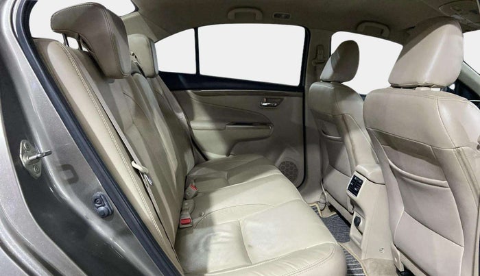 2019 Maruti Ciaz ALPHA  AT 1.5 SHVS PETROL, Petrol, Automatic, 65,834 km, Right Side Rear Door Cabin