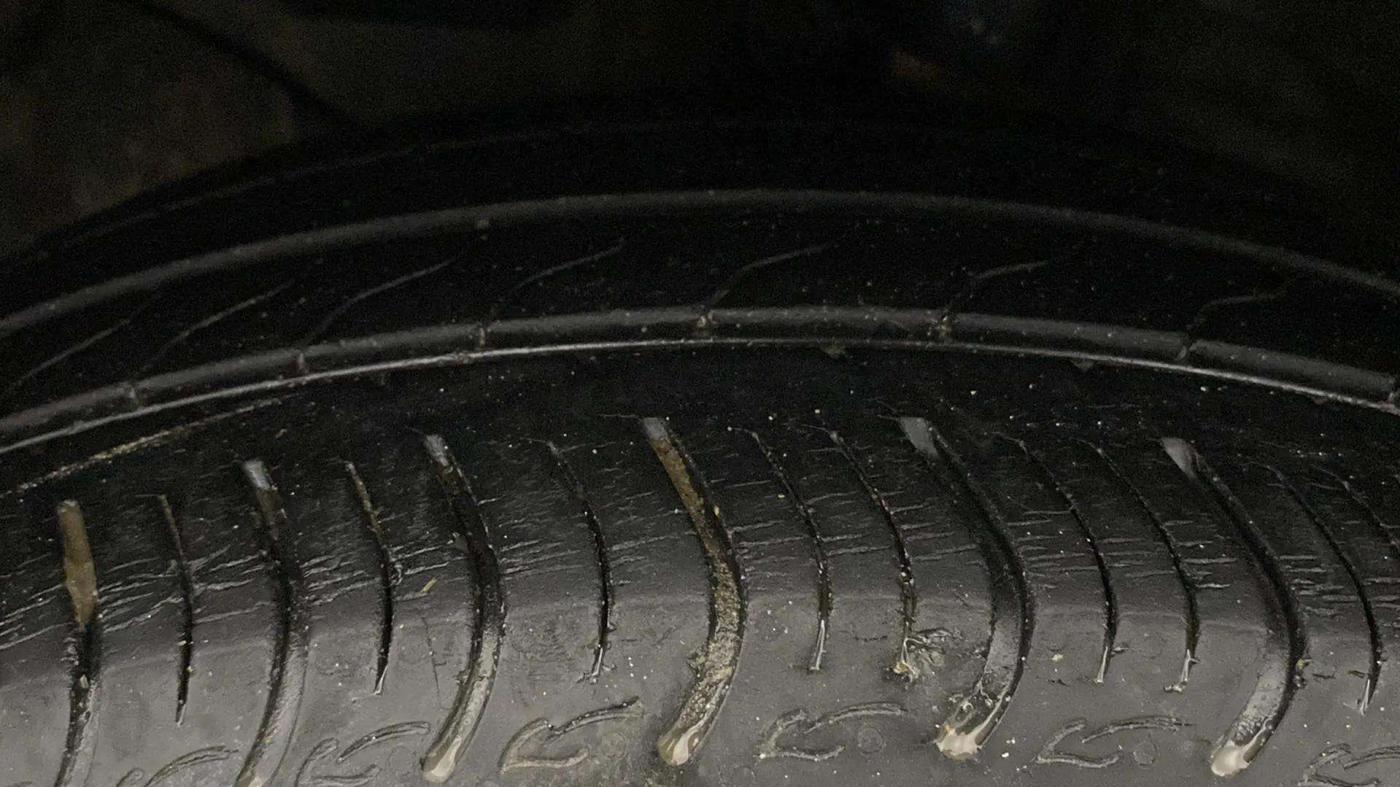 2021 Honda Amaze 1.2L I-VTEC VX CVT, Petrol, Automatic, 34,447 km, Left Front Tyre Tread