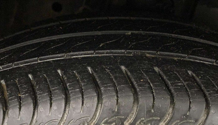 2021 Honda Amaze 1.2L I-VTEC VX CVT, Petrol, Automatic, 34,447 km, Right Front Tyre Tread