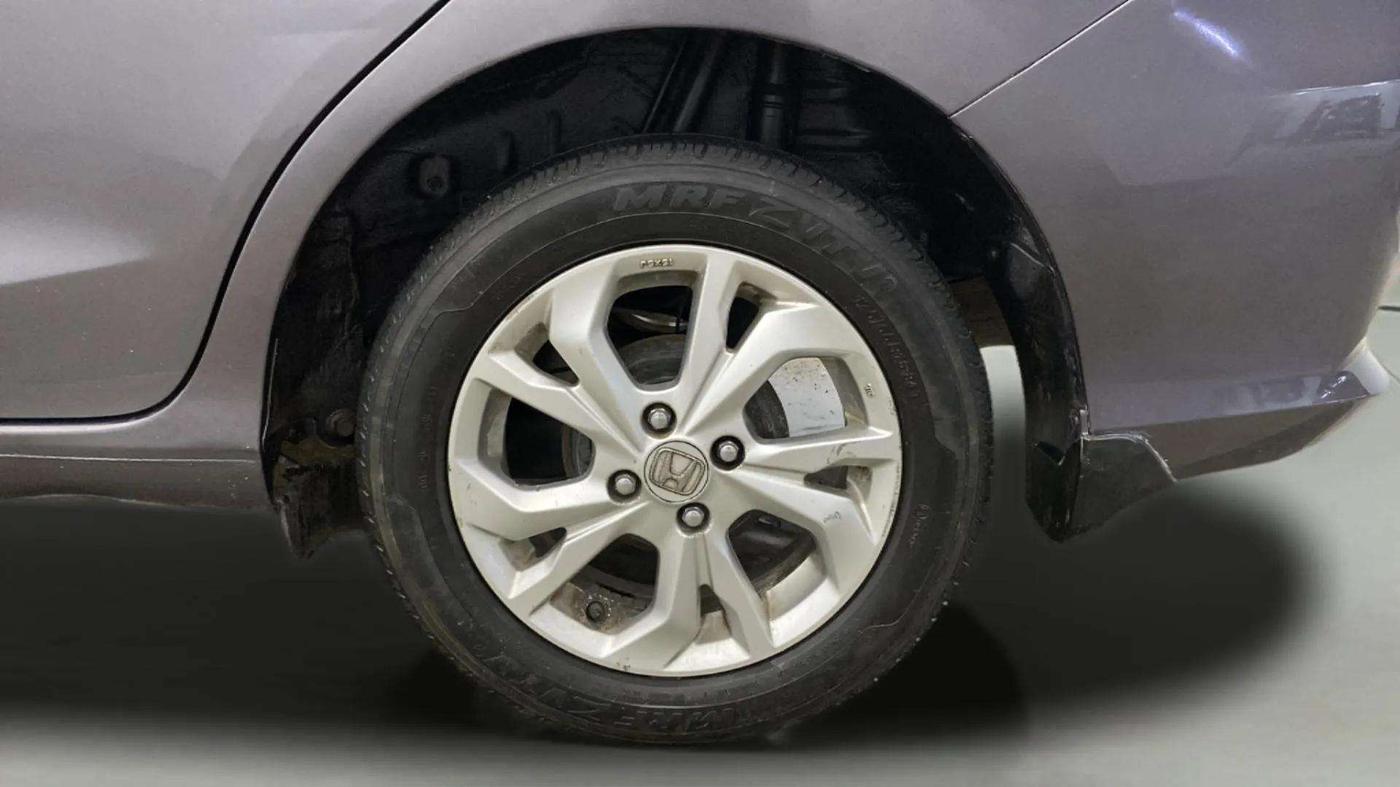 2021 Honda Amaze 1.2L I-VTEC VX CVT, Petrol, Automatic, 34,447 km, Left Rear Wheel