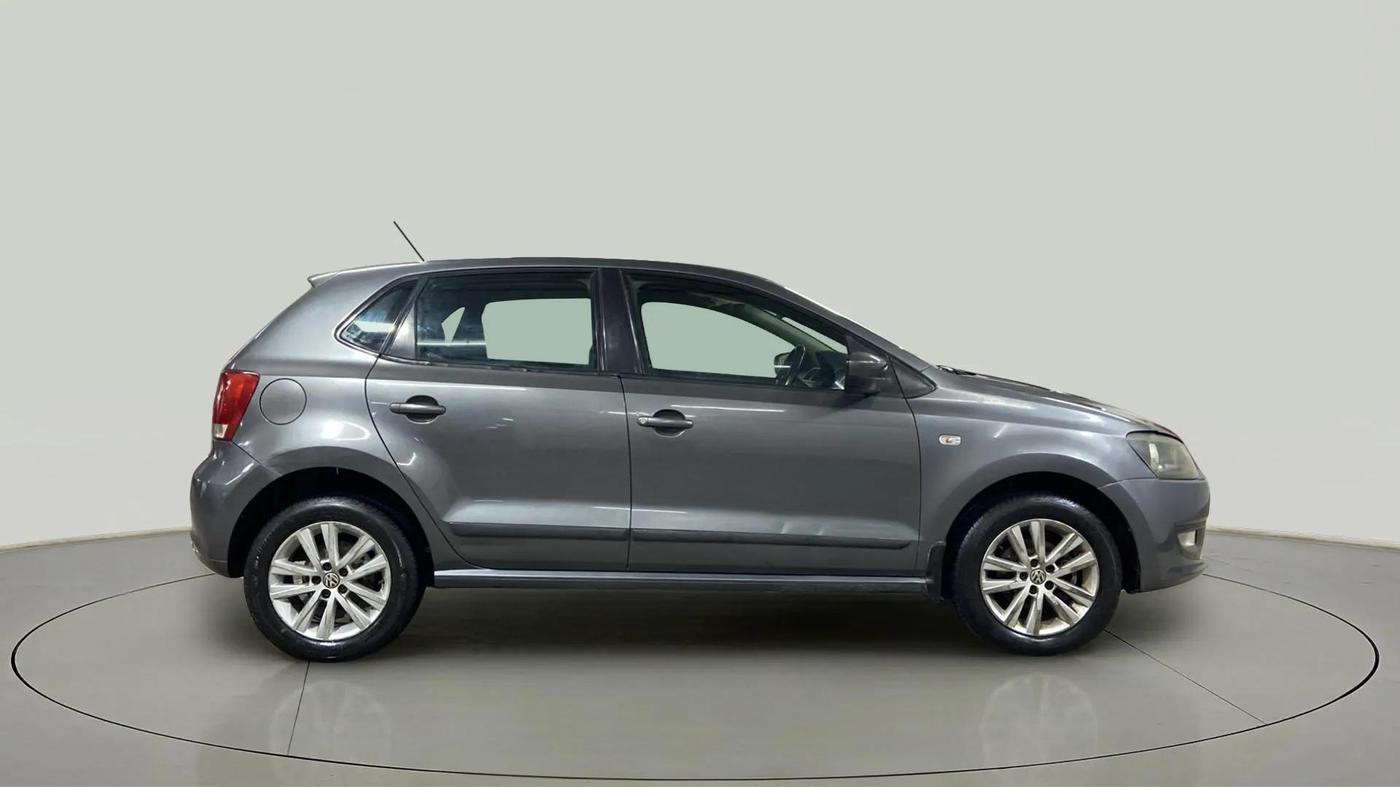 2013 Volkswagen Polo HIGHLINE1.2L, Petrol, Manual, 42,163 km, Right Side View