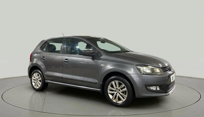 2013 Volkswagen Polo HIGHLINE1.2L, Petrol, Manual, 42,200 km, Right Front Diagonal
