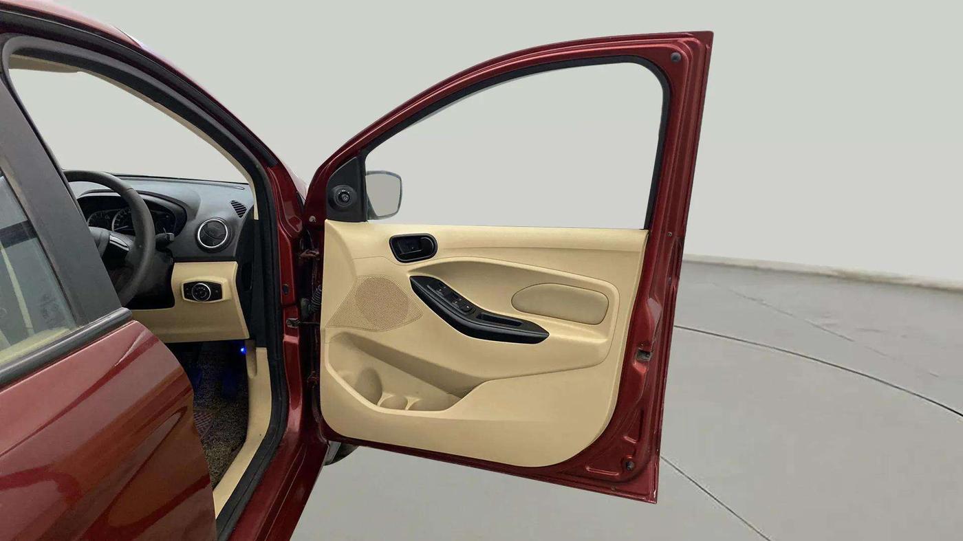 2019 Ford Figo Aspire TITANIUM PLUS 1.5 DIESEL, Diesel, Manual, 88,525 km, RHS Front Door
