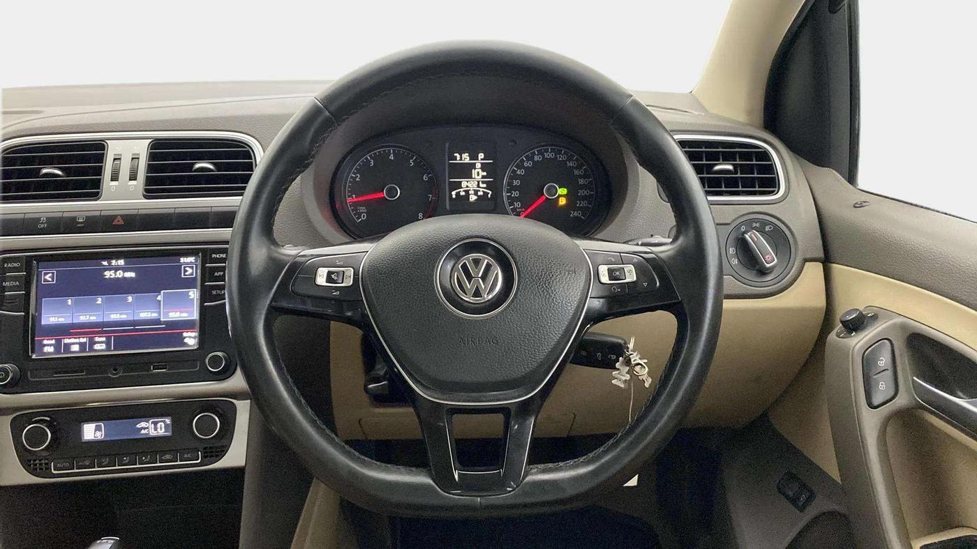 2018 Volkswagen Vento 1.2 TSI HIGHLINE PLUS AT, Petrol, Automatic, 84,102 km, Steering Wheel Close Up