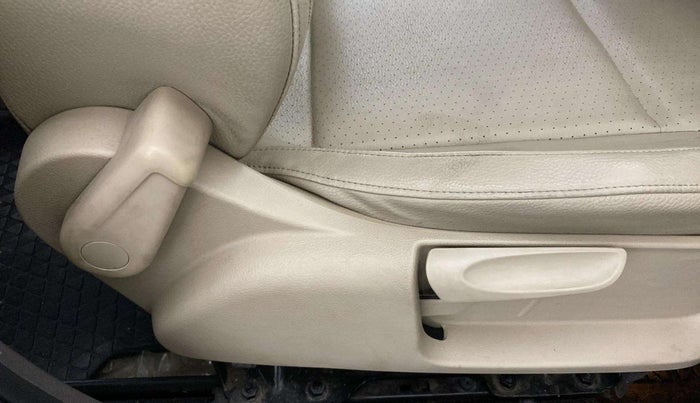 2018 Volkswagen Vento 1.2 TSI HIGHLINE PLUS AT, Petrol, Automatic, 84,213 km, Driver Side Adjustment Panel
