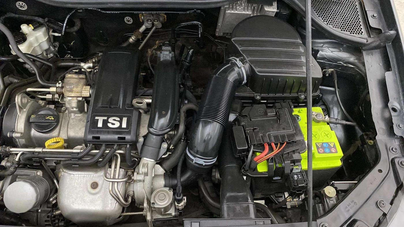 2018 Volkswagen Vento 1.2 TSI HIGHLINE PLUS AT, Petrol, Automatic, 84,102 km, Engine View - Left