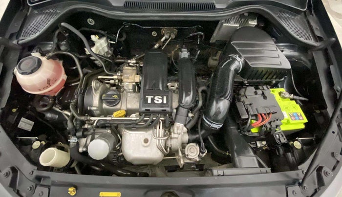 2018 Volkswagen Vento 1.2 TSI HIGHLINE PLUS AT, Petrol, Automatic, 84,213 km, Engine View
