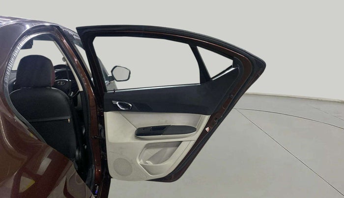 2022 Tata TIGOR XZ PLUS CNG, CNG, Manual, 23,992 km, RHS Rear Door