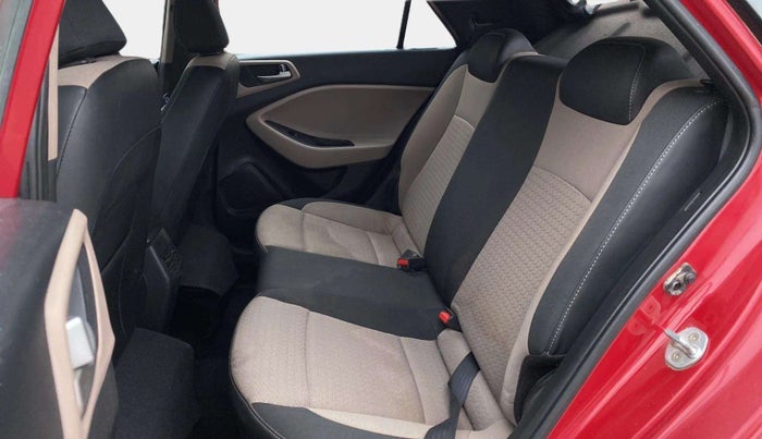 2017 Hyundai Elite i20 MAGNA 1.2, Petrol, Manual, 54,924 km, Right Side Rear Door Cabin