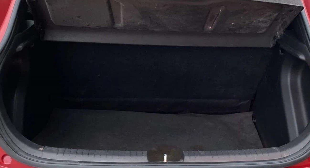 2017 Hyundai Elite i20 MAGNA 1.2, Petrol, Manual, 54,924 km, Boot Inside