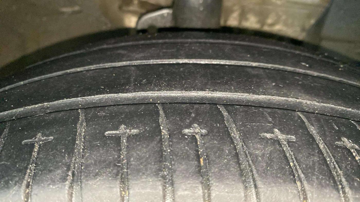 2014 Nissan Micra XV CVT, Petrol, Automatic, 76,310 km, Right Front Tyre Tread