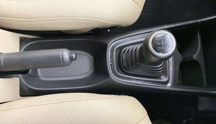 2020 Honda Amaze 1.2L I-VTEC V, Petrol, Manual, 81,774 km, Gear Lever