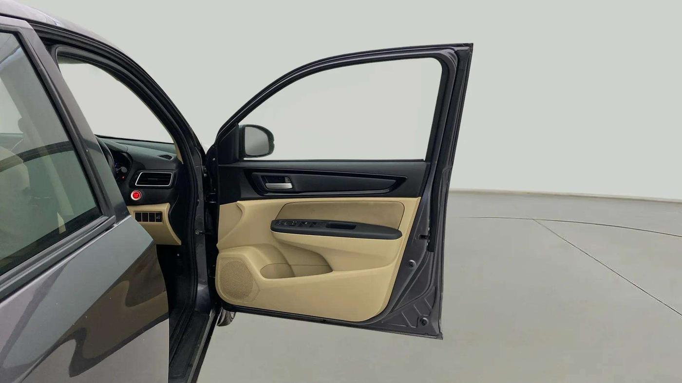 2020 Honda Amaze 1.2L I-VTEC V, Petrol, Manual, 81,774 km, RHS Front Door