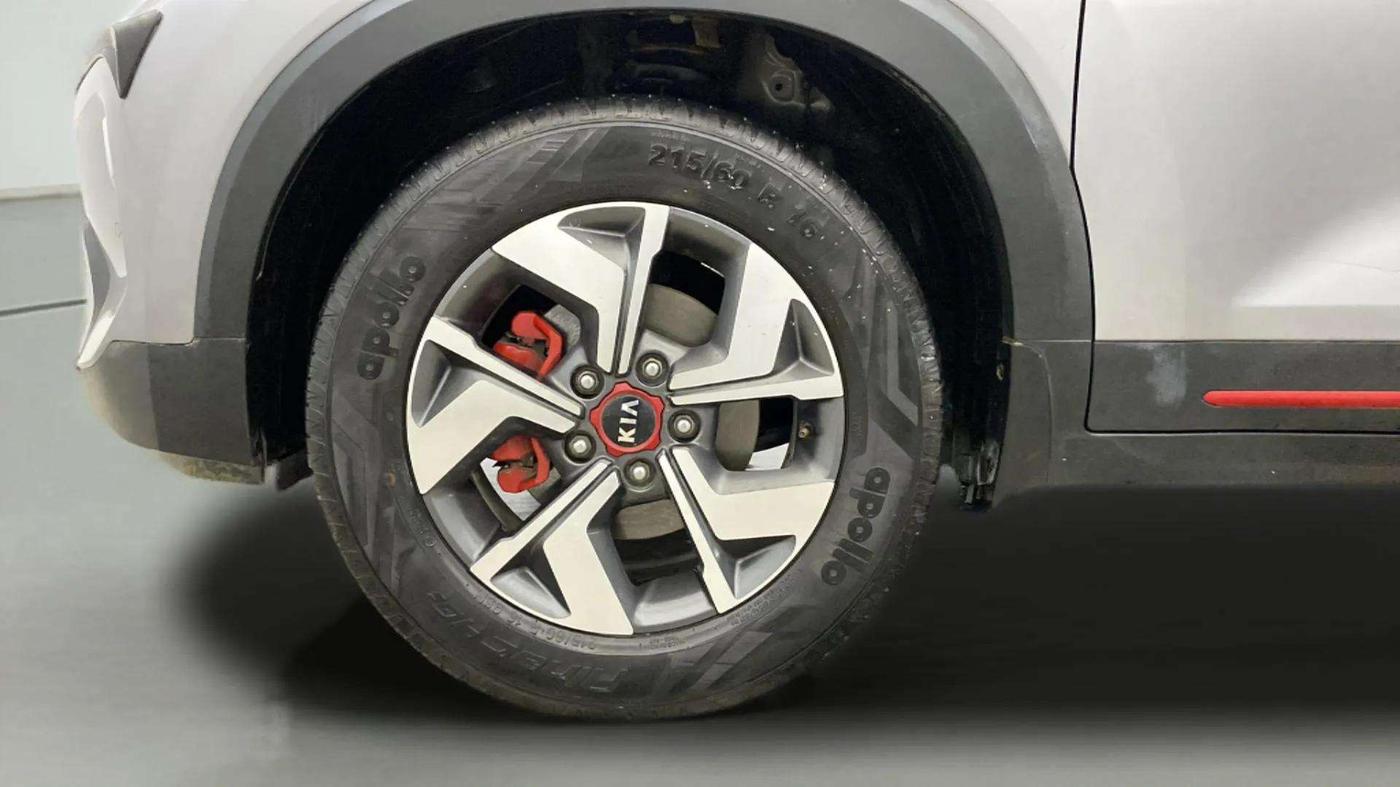 2021 KIA SONET GTX PLUS 1.5 AT, Diesel, Automatic, 61,204 km, Left Front Wheel