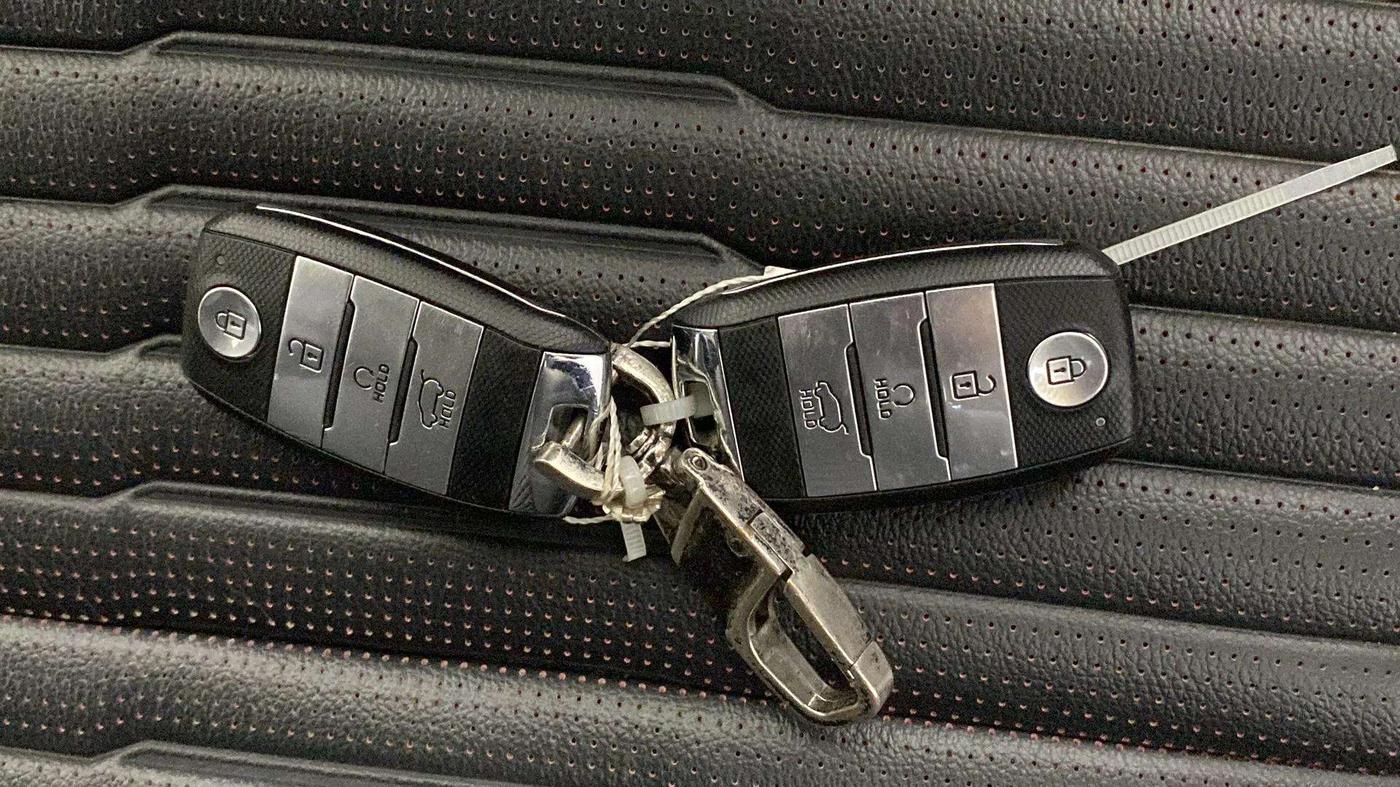 2021 KIA SONET GTX PLUS 1.5 AT, Diesel, Automatic, 61,204 km, Key Close Up