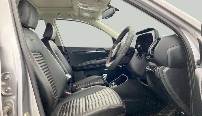 2021 KIA SONET GTX PLUS 1.5 AT, Diesel, Automatic, 61,204 km, Right Side Front Door Cabin