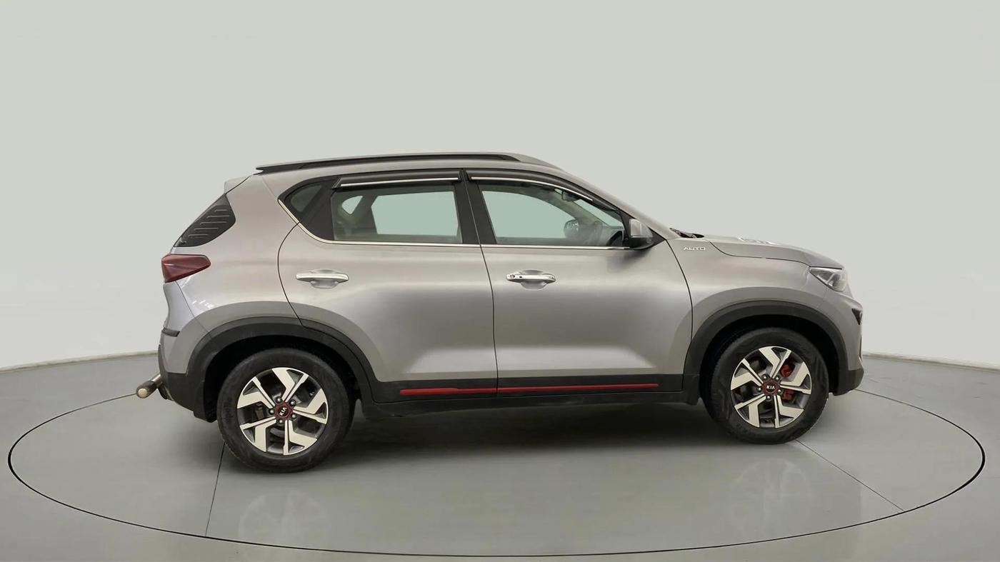 2021 KIA SONET GTX PLUS 1.5 AT, Diesel, Automatic, 61,204 km, Right Side View