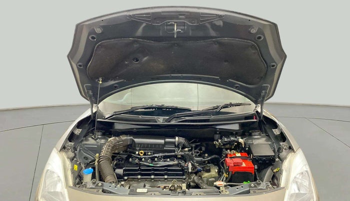 2018 Maruti Swift VXI AMT, Petrol, Automatic, 90,587 km, Open Bonet