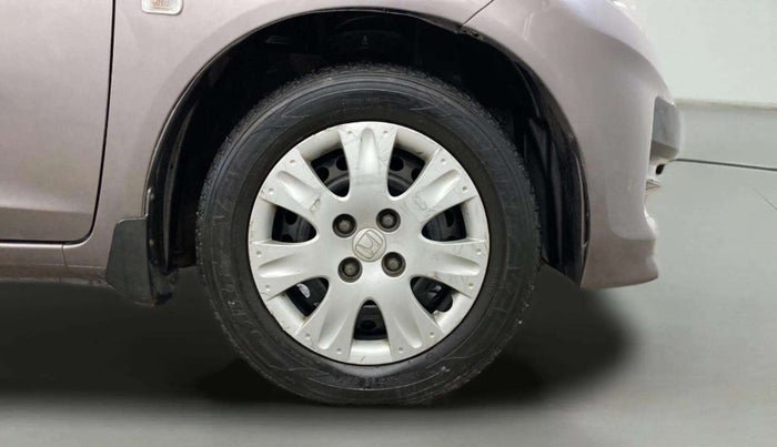 2013 Honda Brio S MT, Petrol, Manual, 28,572 km, Right Front Wheel