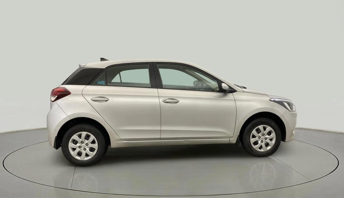 2017 Hyundai Elite i20 SPORTZ 1.2, Petrol, Manual, 36,010 km, Right Side View