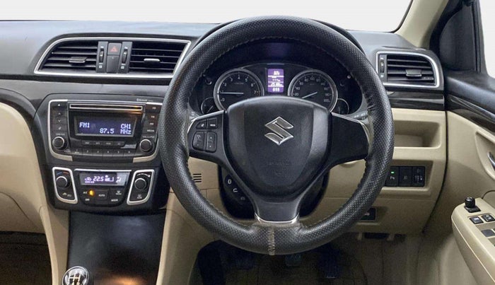 2018 Maruti Ciaz ZETA 1.4  MT PETROL, Petrol, Manual, 25,176 km, Steering Wheel Close Up