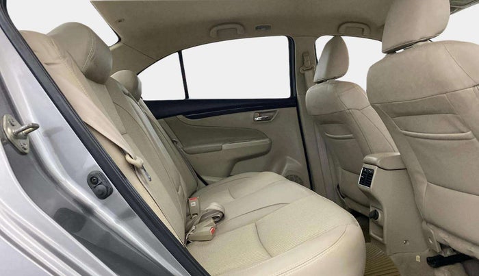 2018 Maruti Ciaz ZETA 1.4  MT PETROL, Petrol, Manual, 25,176 km, Right Side Rear Door Cabin