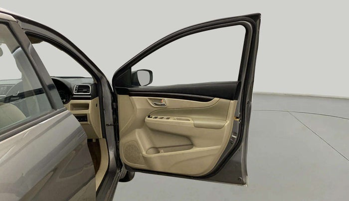 2018 Maruti Ciaz ZETA 1.4  MT PETROL, Petrol, Manual, 25,176 km, RHS Front Door