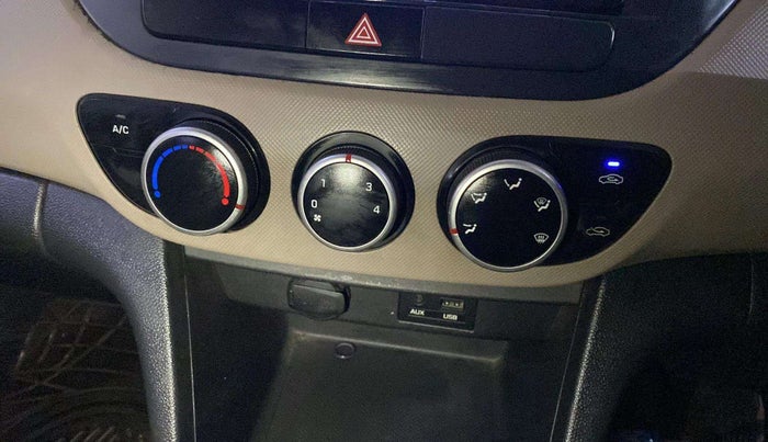 2013 Hyundai Grand i10 SPORTZ 1.2 KAPPA VTVT, Petrol, Manual, 46,092 km, AC Unit - Car heater not working
