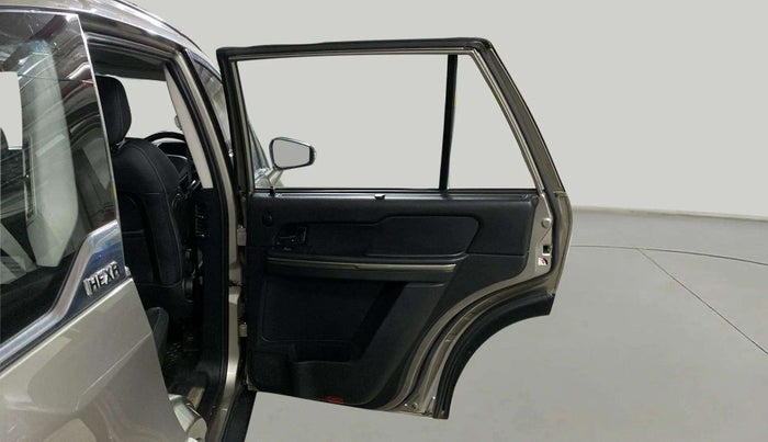 2017 Tata Hexa XTA 4X2 7 STR, Diesel, Automatic, 60,002 km, RHS Rear Door