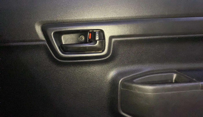 2019 Maruti S PRESSO VXI, Petrol, Manual, 58,410 km, Driver Side Door Panels Control